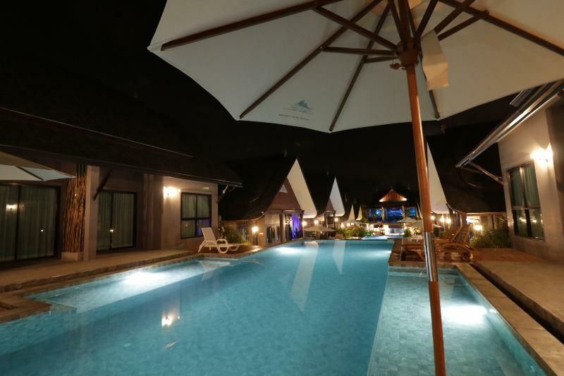 The Scene Cliff View Villas By Swiss-Belhotel Krabi town Exterior foto